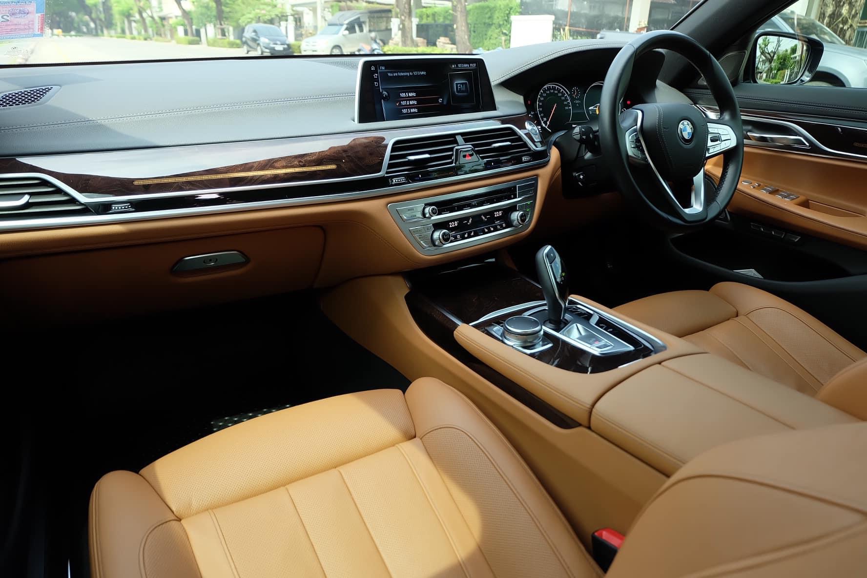Bmw G12 740Li xDrive Pure Excellence ปี 2016