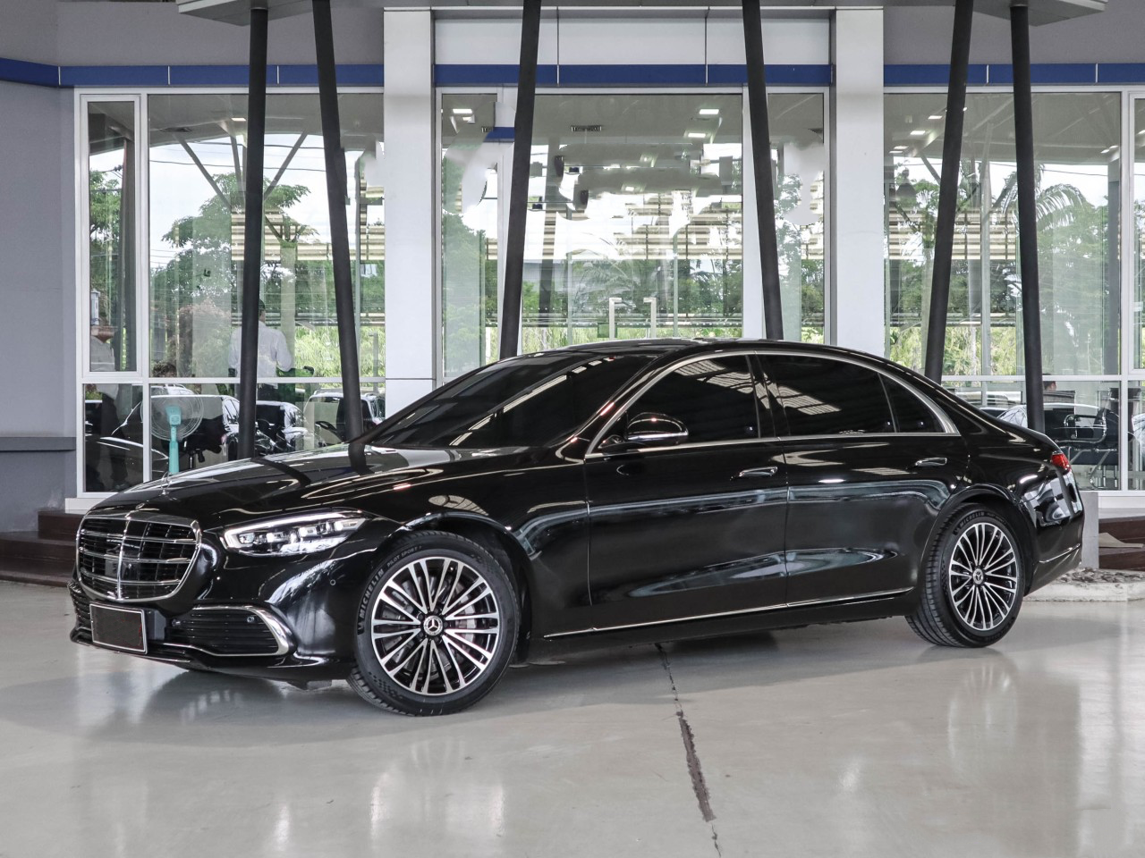 Mercedes-Benz S350d Exclusive สี Obsidian Black ปี 2022