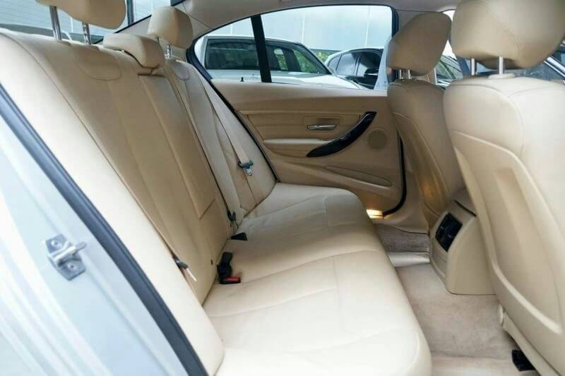 BMW 320i Luxury Line(เครื่องเบนซิน) ปี2016**RESERVED**