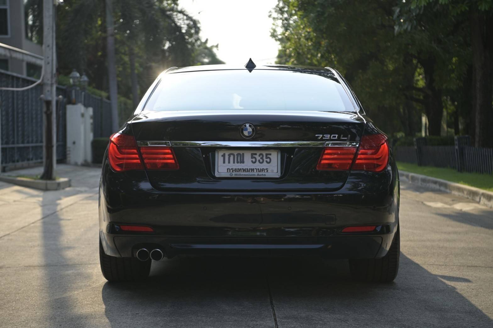 BMW 730 Li ปี 2012