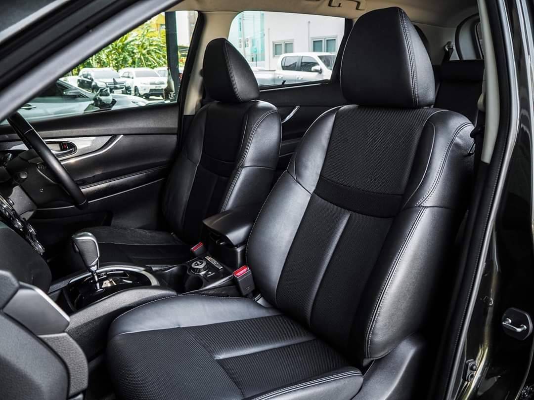 Nissan X-Trail รุ่นTop สุด 2.5 4WD ปี 2015