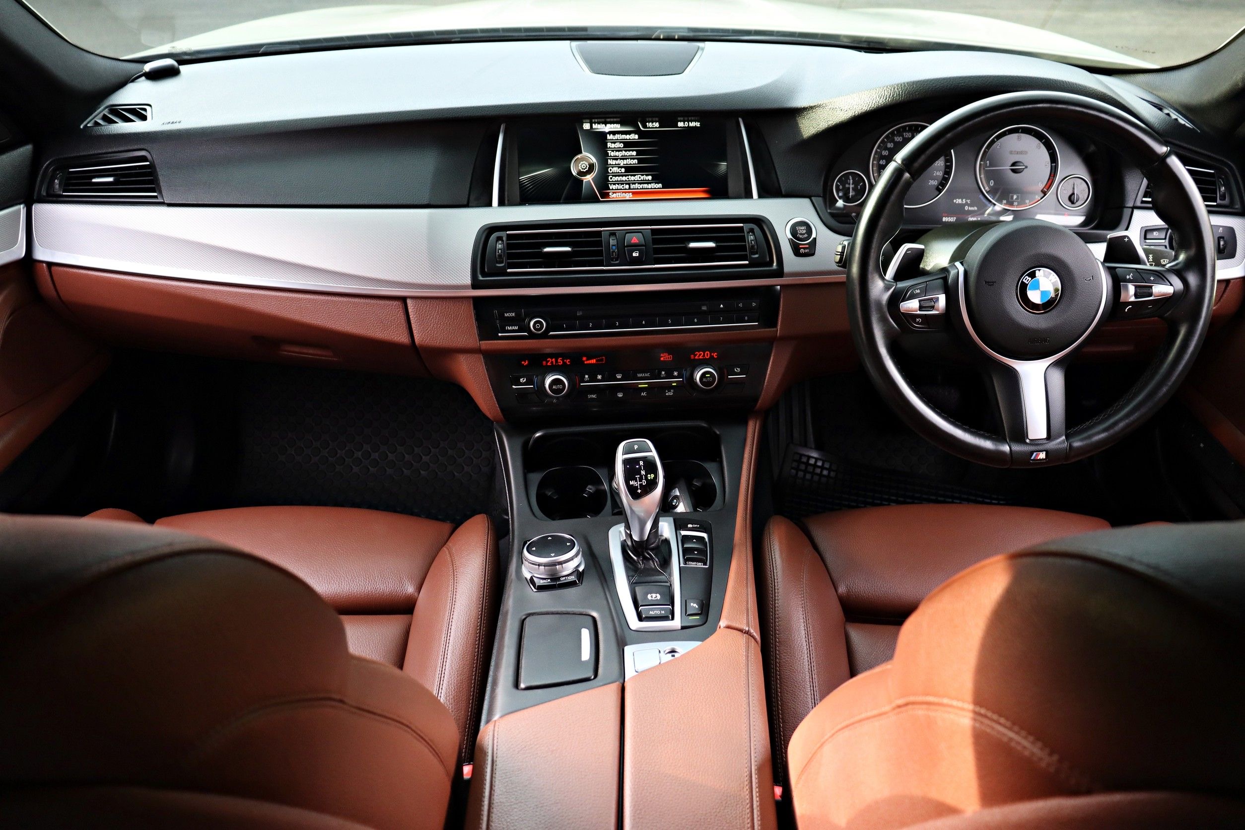 BMW 525d M-Sport (F10 LCI) ปี 2015