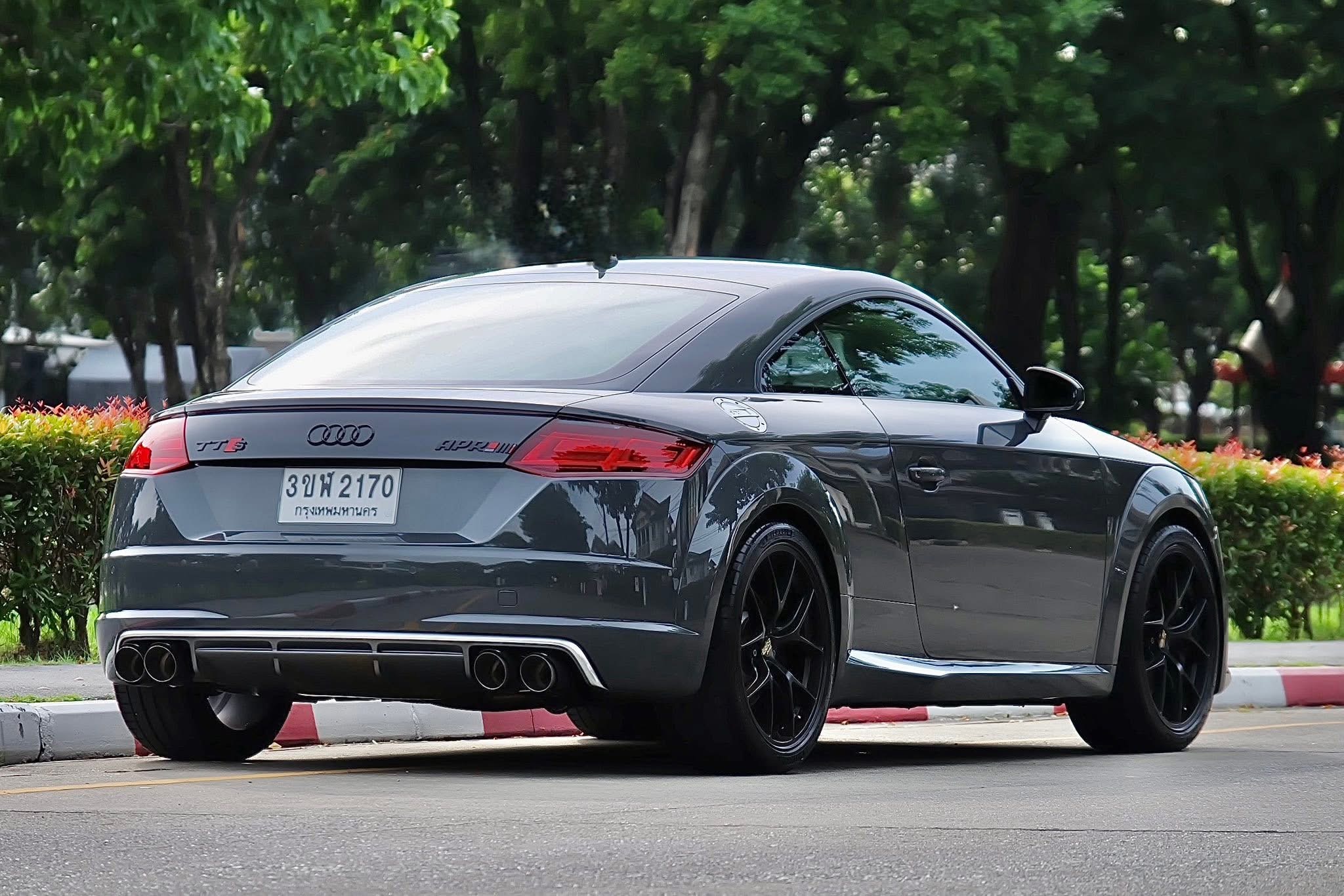 Audi TTS Quattro TFSI ปี 2017