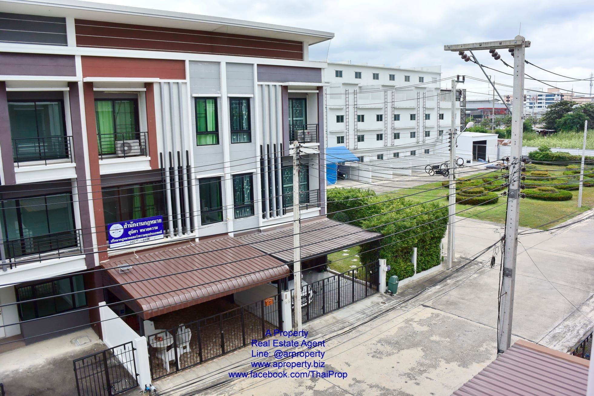 ขายทาว์โฮม 3 ชั้น กลางเมืองปทุม