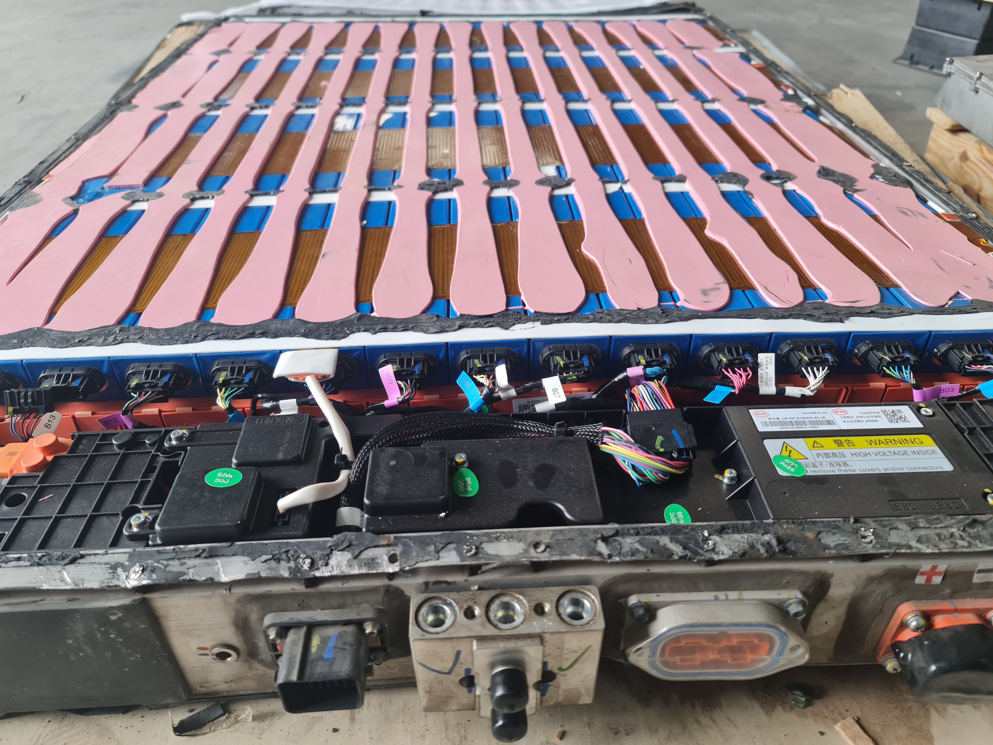 BYD DM-i PHEV battery pack special Blade battery LFP