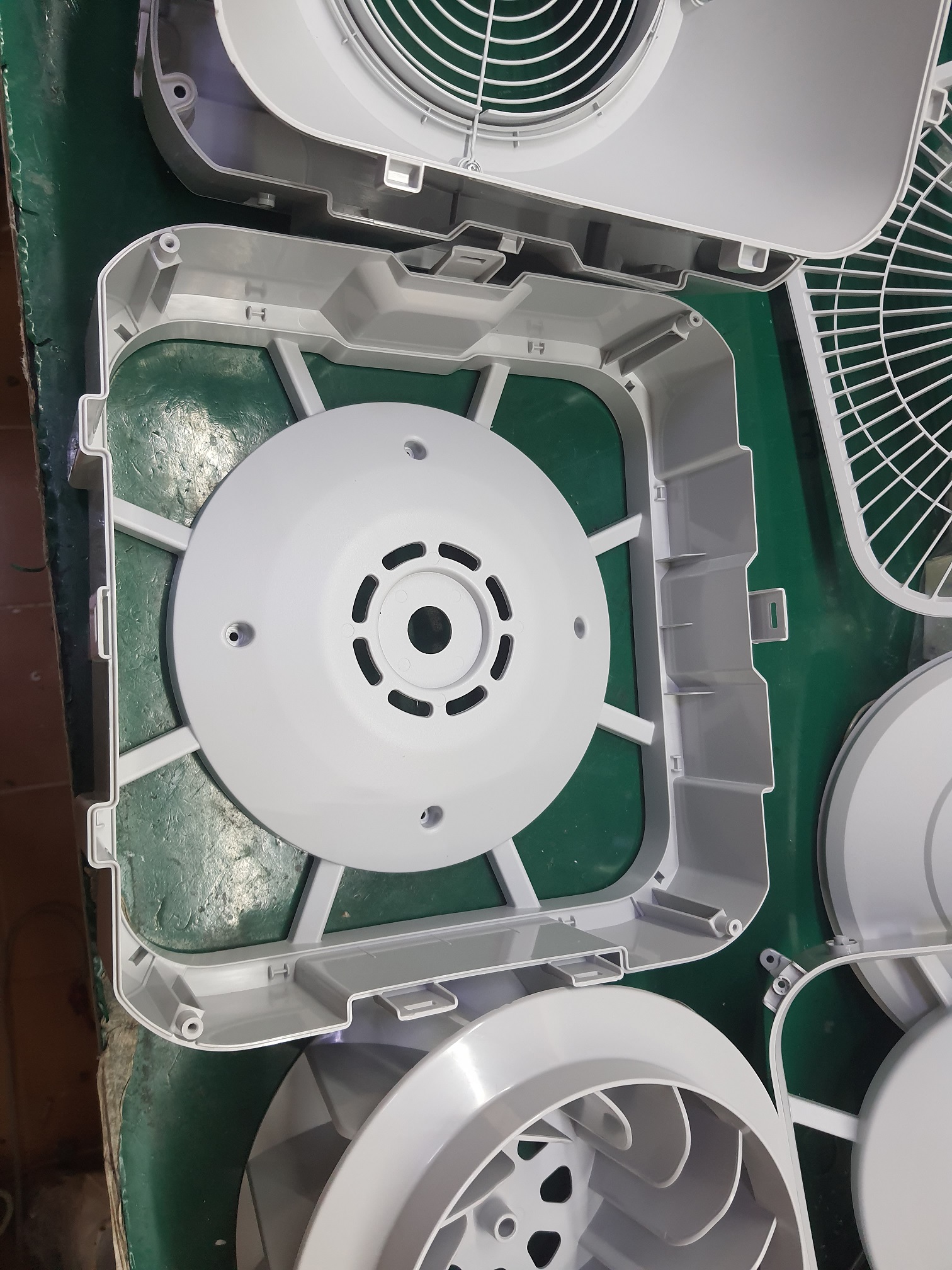 ล้างเครื่องฟอกอากาศ ยี่ห้อ Xiaomi รุ่น 4Pro