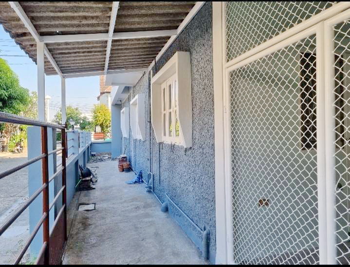 ให้เช่าบ้านแฝดห้องมุม 3 ชั้น (ไม่มีเฟอร์) เส้นเลียบคลองประปา ใกล้ MRT เมืองทองธานี