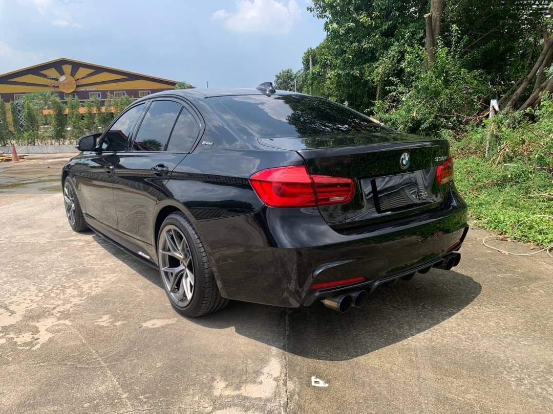 BMW 330e M Sport ปี 2016