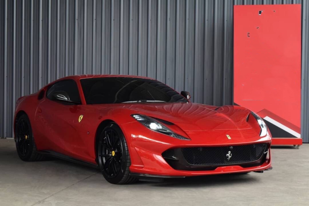 Ferrari 812 Superfast 6.5 ปี 2019