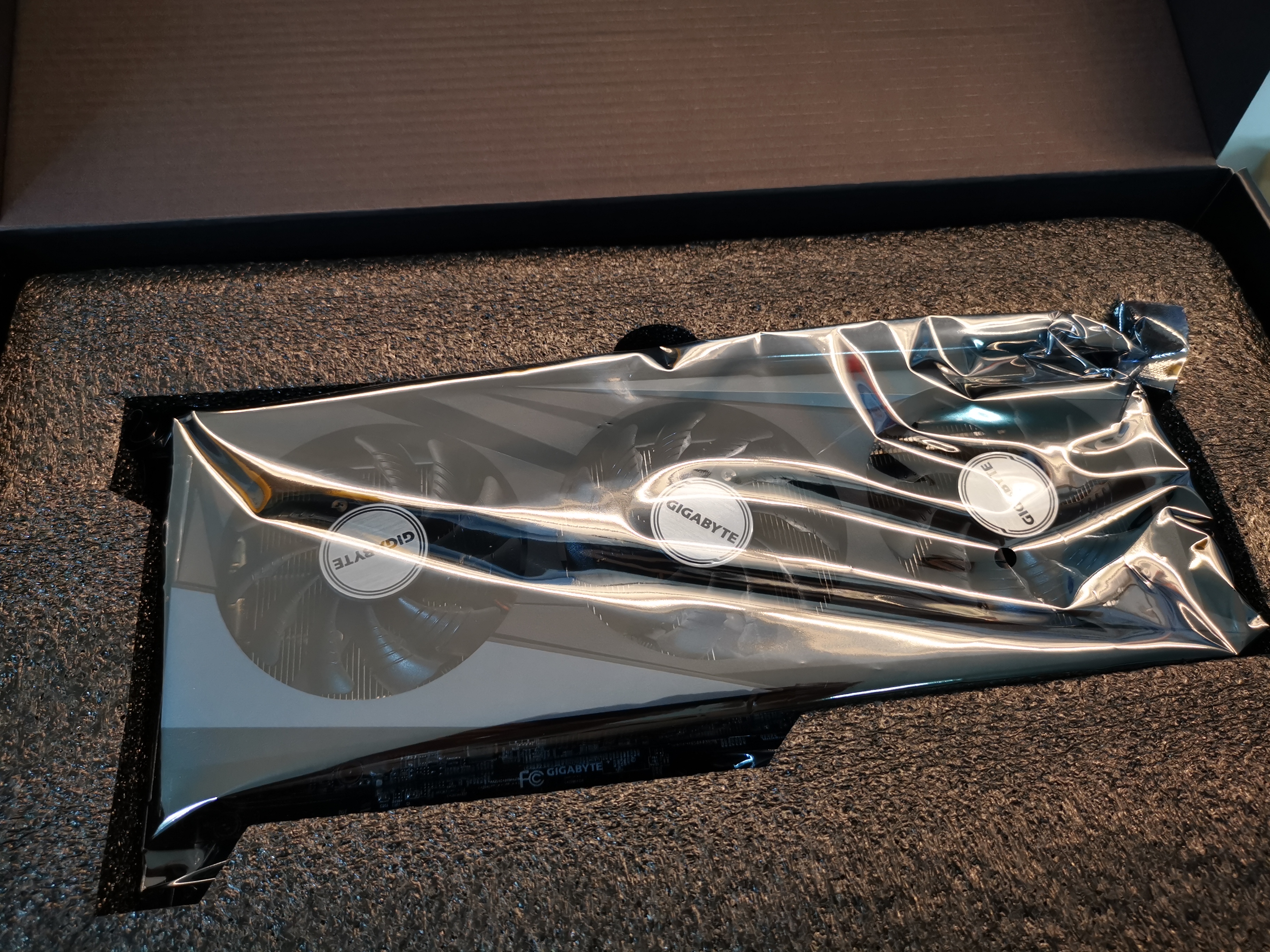 GIGABYTE RX 6700XT/12GB GAMING (OC/D6)