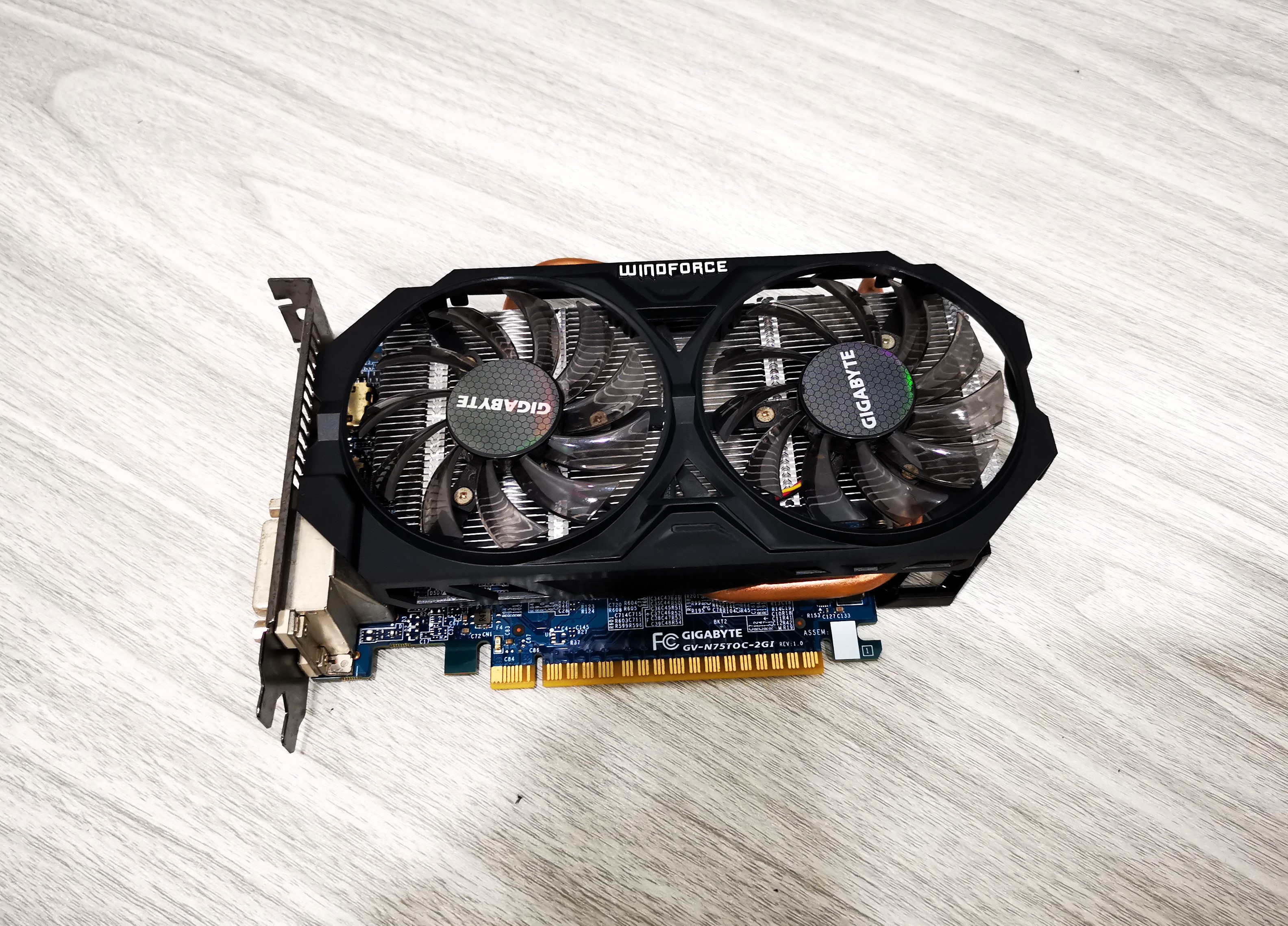 Gigabyte GTX 750 Ti 2G OC GDDR5