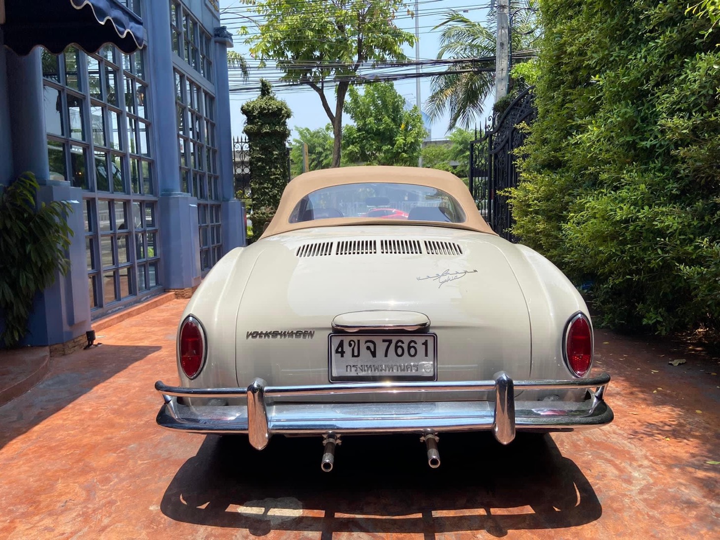 Volkswagen Karmann Ghia ปี 1967