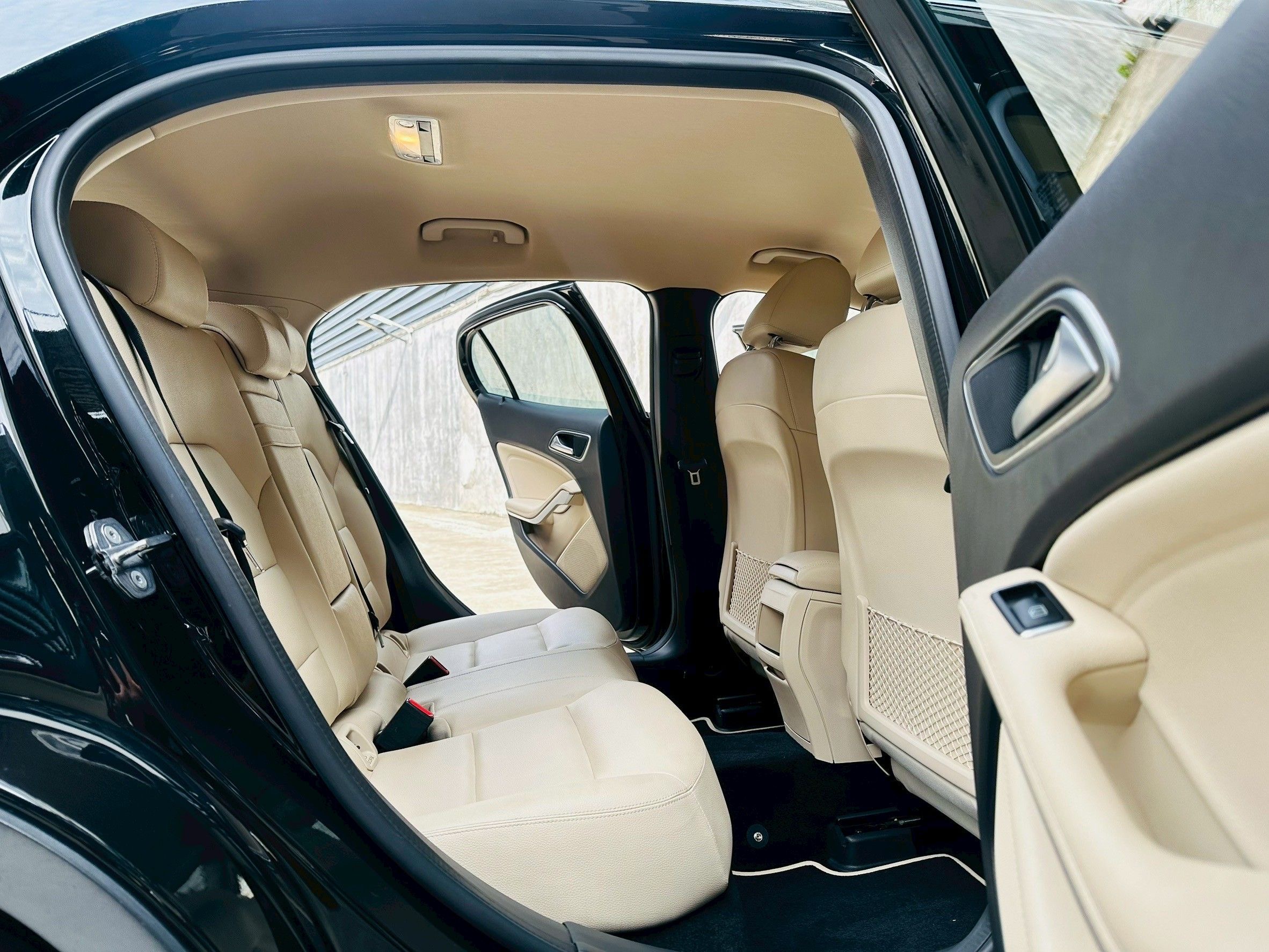 Mercedes-Benz GLA200 W156 ปี 2020