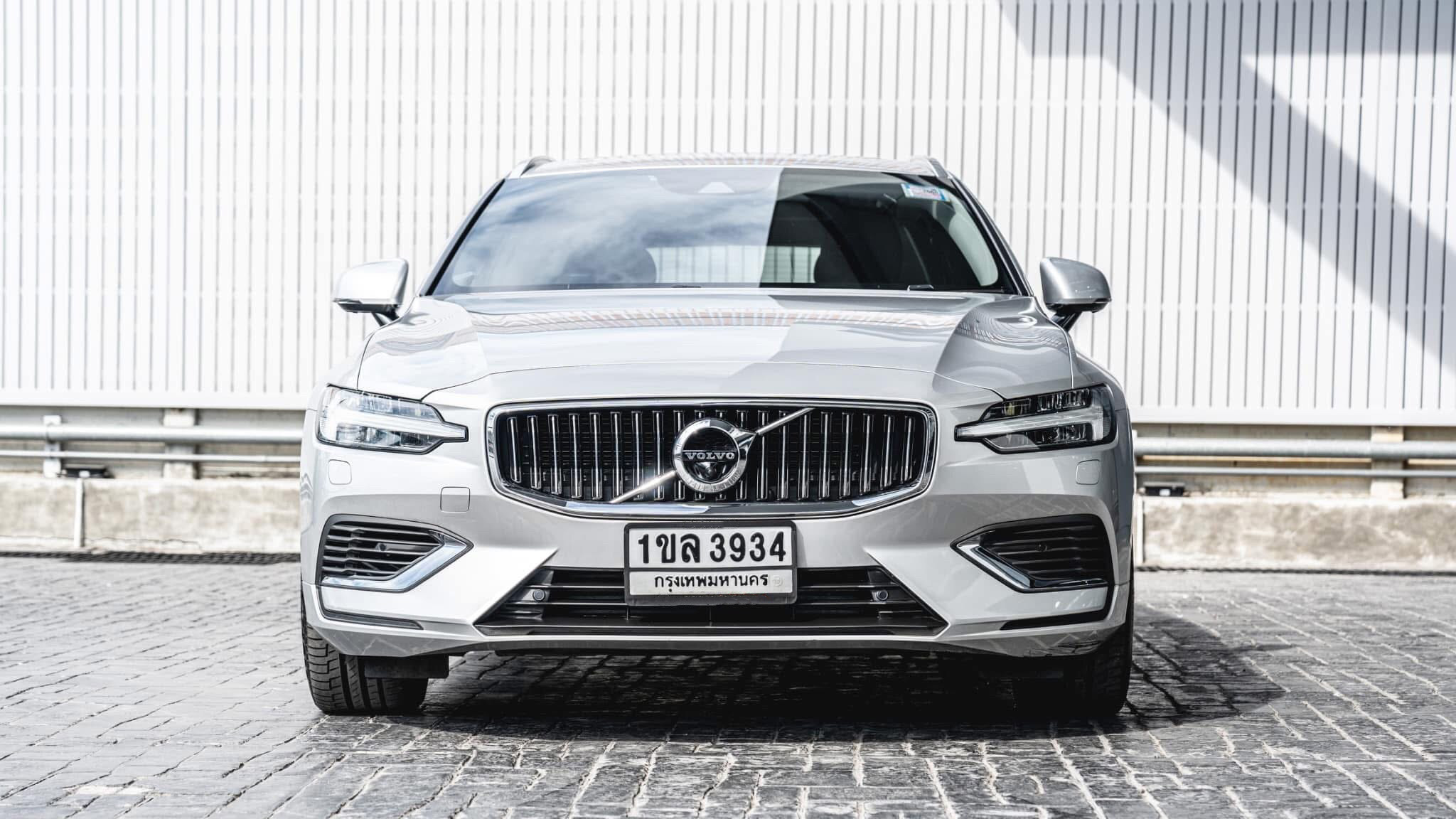 Volvo V60 T8 Inscription AWD ปี 2020