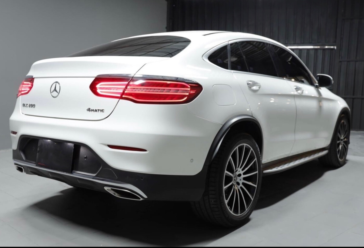 MERCEDES BENZ GLC 250 Coupe 4MATIC AMG Plus ปี 2018