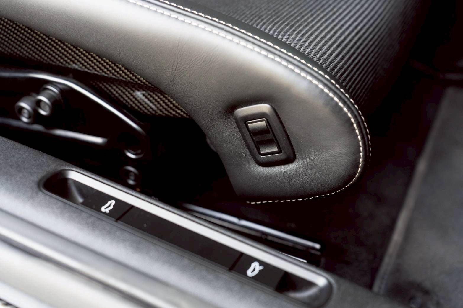 Porsche GT3 4.0 992 coupe MT (ป้ายแดง) ปี 2025