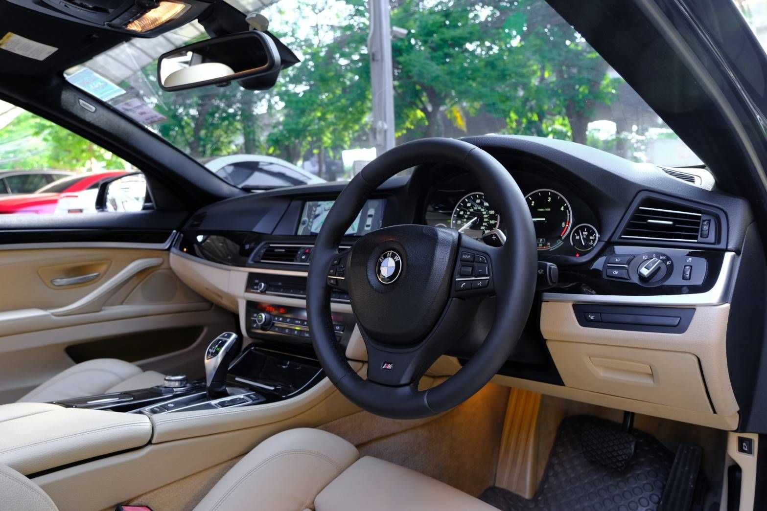 BMW 520d M-Sport Package ปี 2012