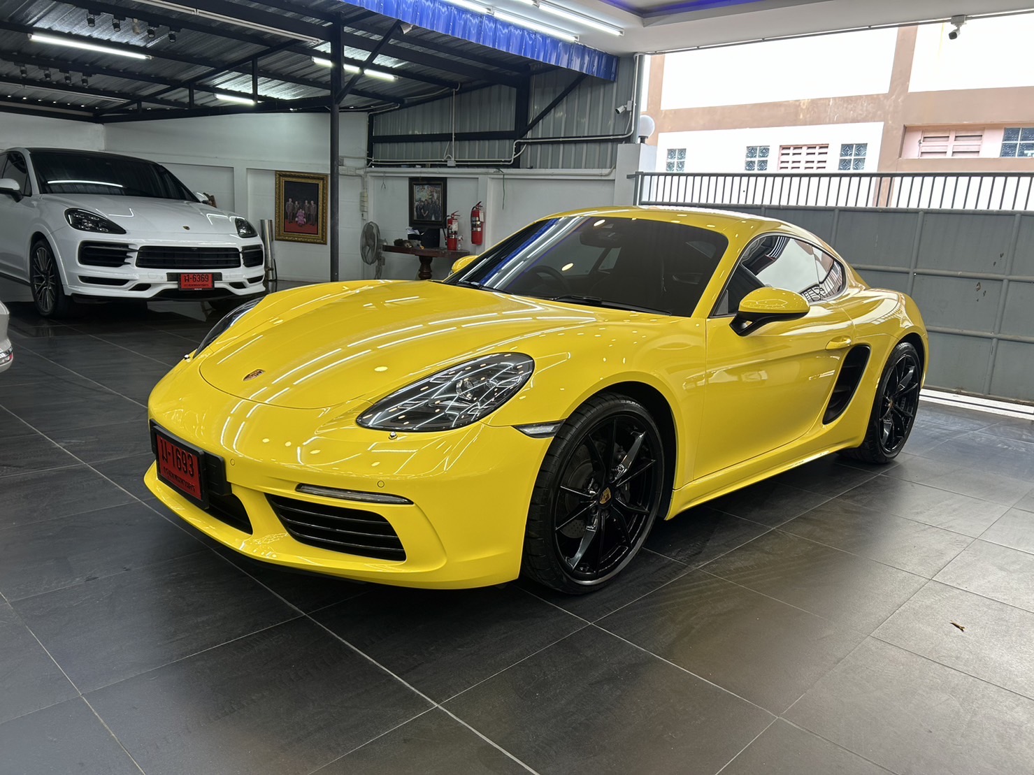 PORSCHE CAYMAN ปี2017