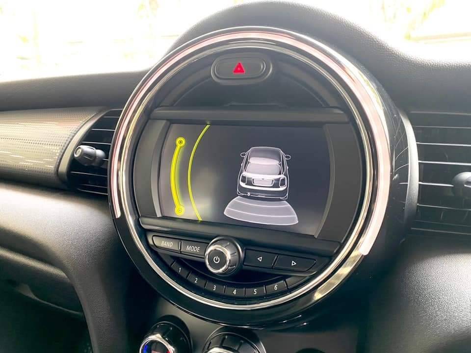 Mini Cooper RHD F56 ปี 2016