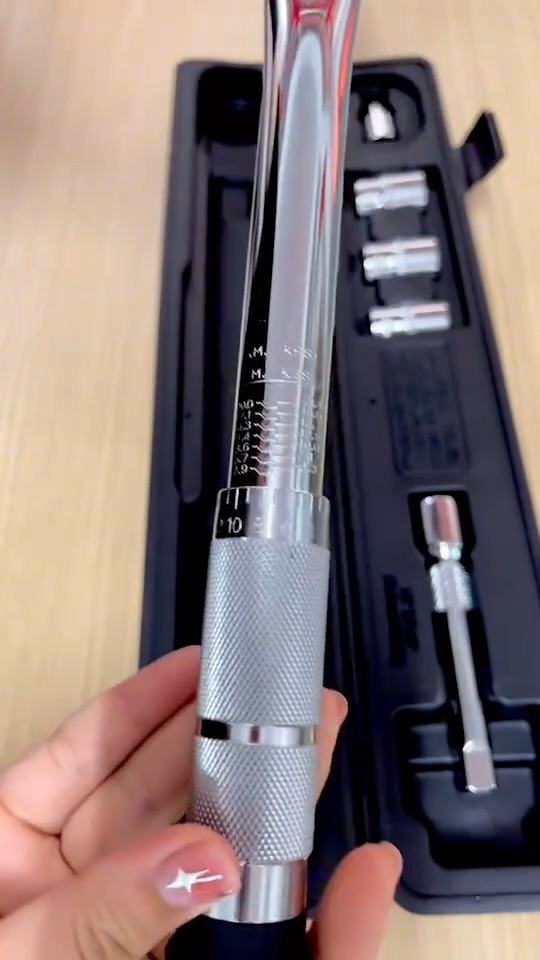 ประแจปอนด์ 4 หุน ยี่ห้อ EURO KING TOOLS