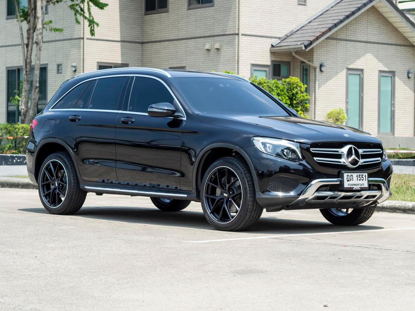 MERCEDES BENZ GLC250d 4MATIC OFFROAD ปี 2019