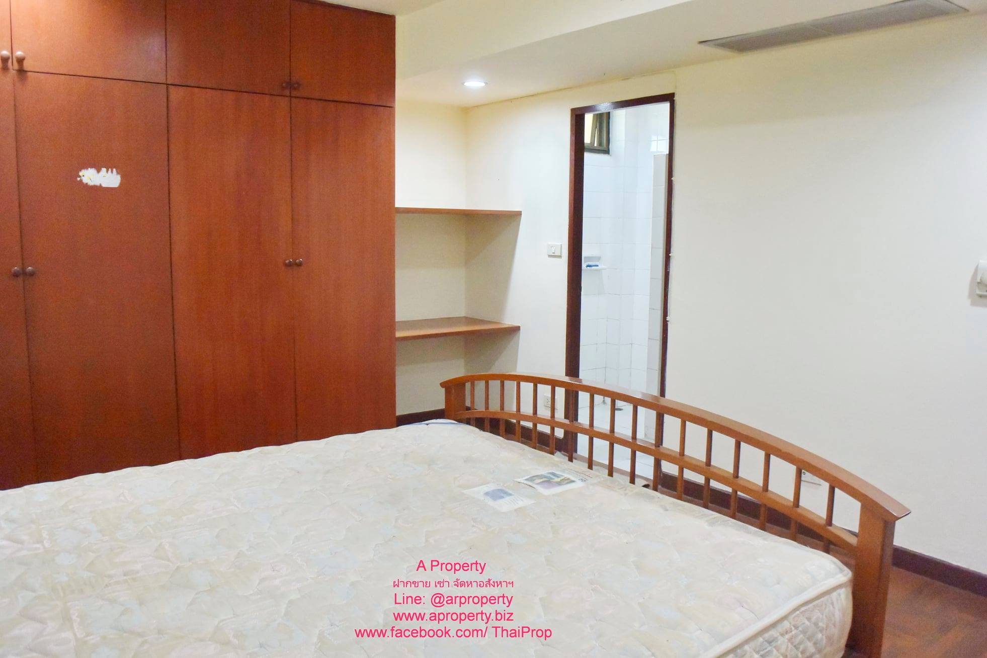 ให้เช่าบ้านเดี่ยว 3 ชั้นมีดาดาฟ้า ทำเล ช้าง Central แจ้งวัฒนะ 53/5