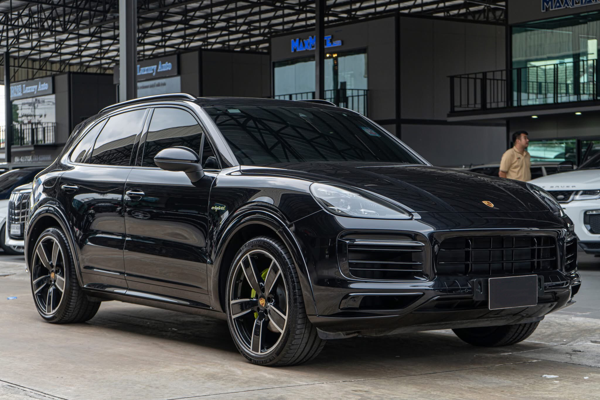 Porsche Cayenne ปี 2021
