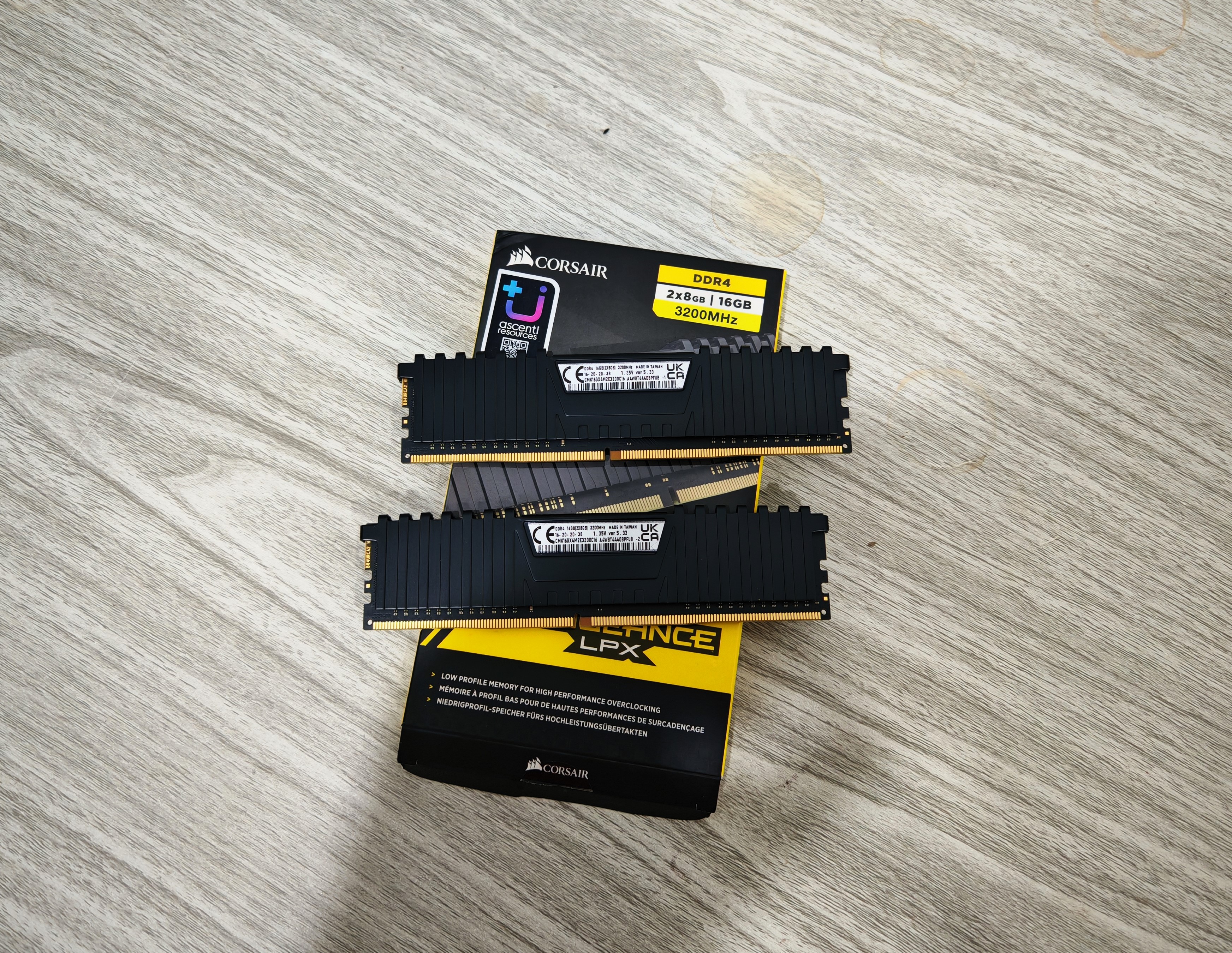 Ram Corsair VENGEANCE LPX DDR4 16GB(8*2)/3200 (BLACK)