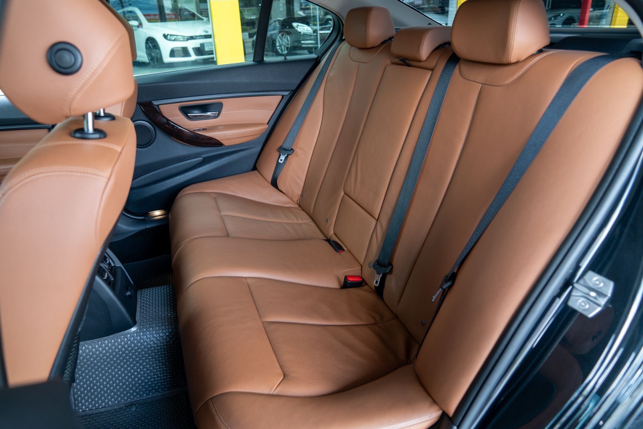 BMW F30 320i M Sport ปี 2014