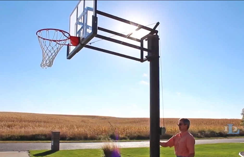 รอกสลิงมือหมุน สีเงิน(ขนาด 900กิโลกรัม)