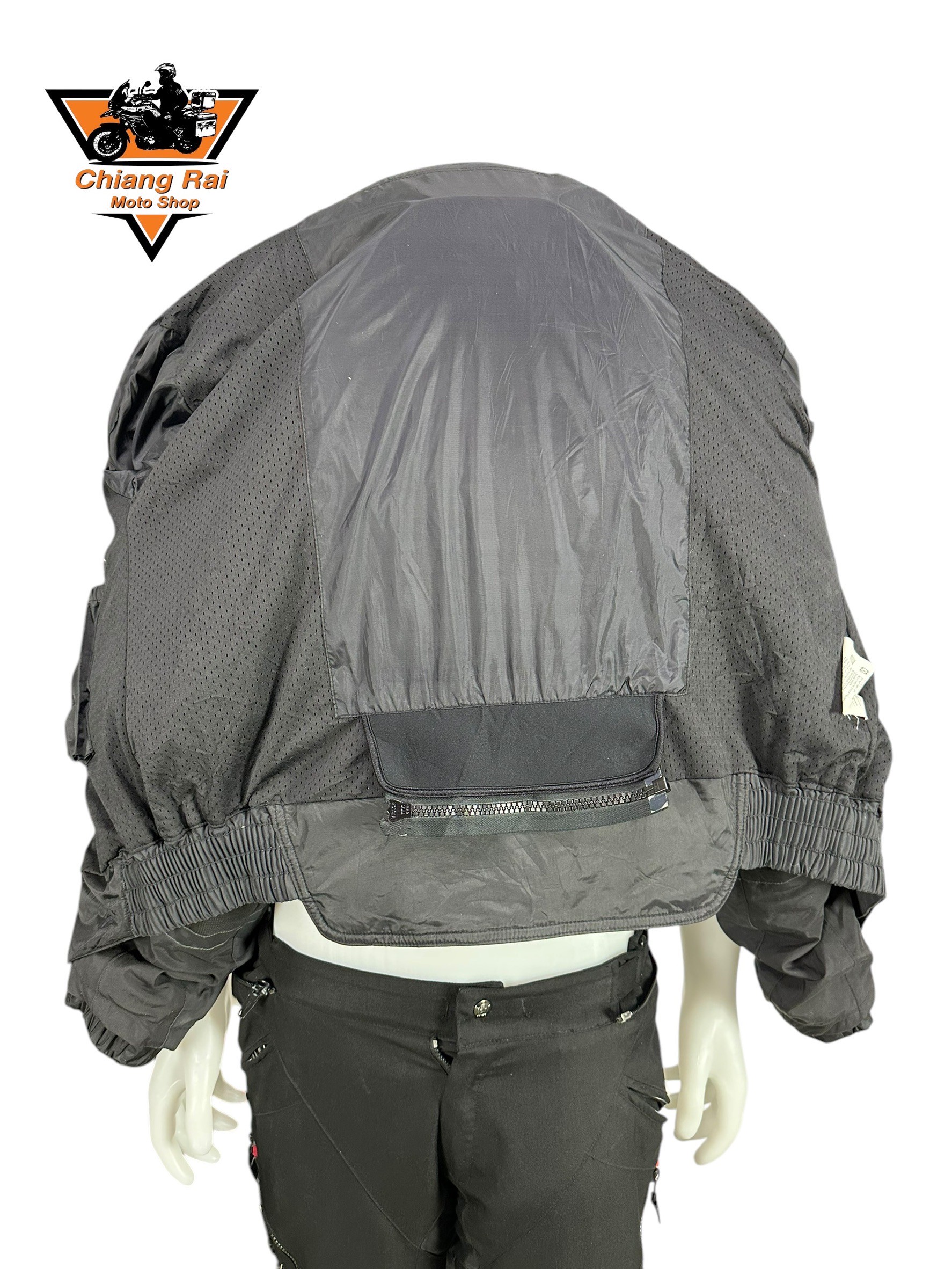 เสื้อขี่มอเตอร์ไซด์( มือสอง) CRSB 003 : อก 46" ยาว 26" (L) **BERING**