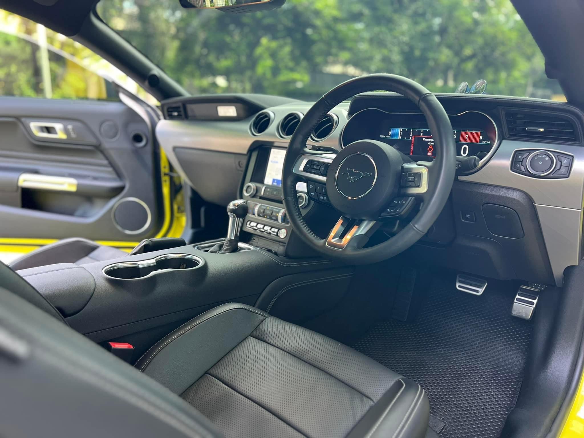 FORD MUSTANG Yellow Peel ปี 2021