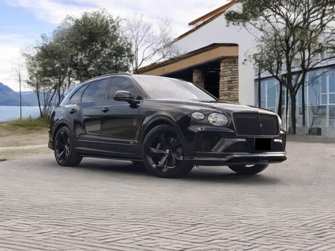 Bentley Bentayga Hybrid Black Edition รถปี 2022