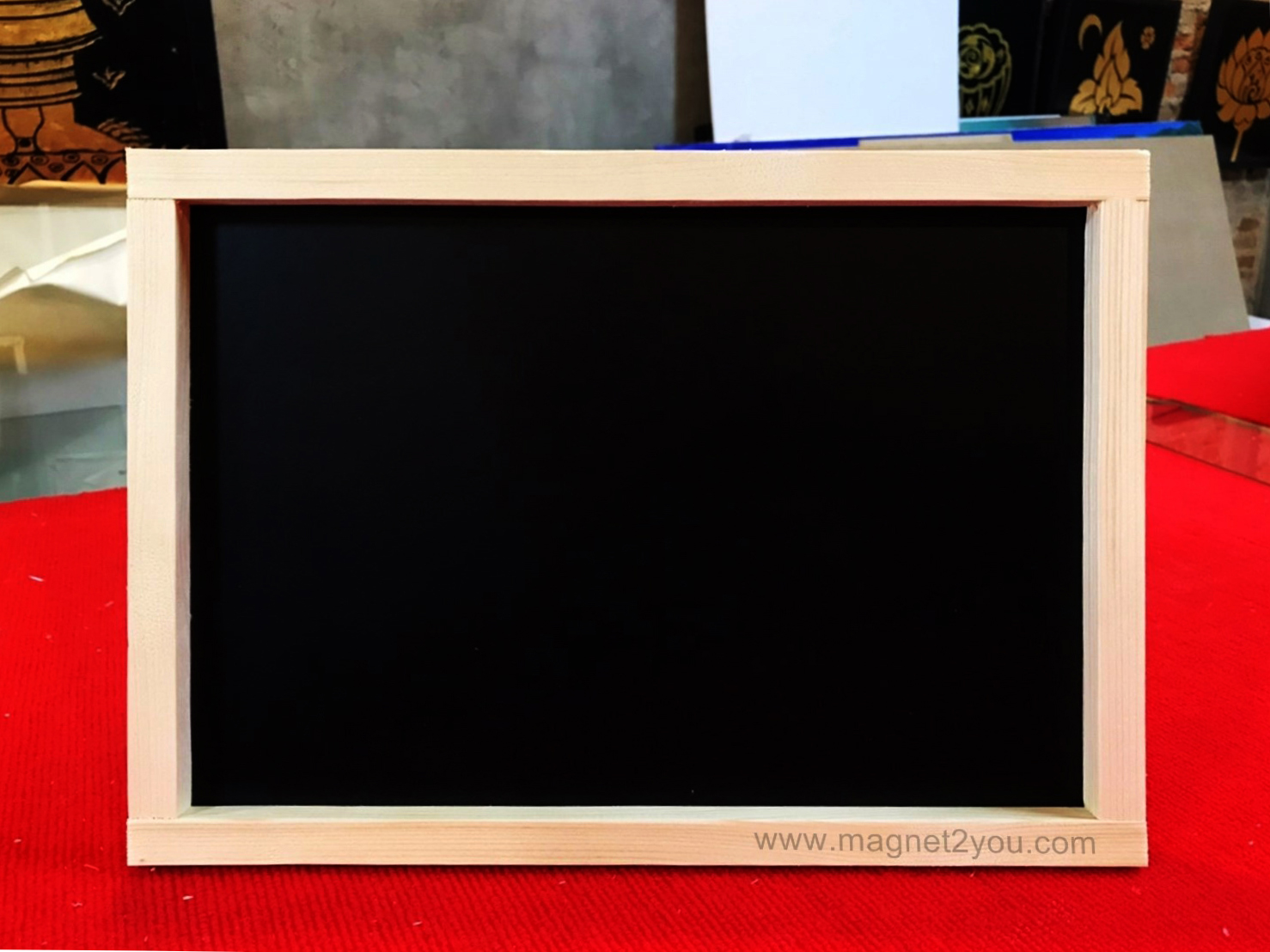กระดานดำติดผนัง เลือกสีกรอบได้ ขนาด 30x40 (A3)