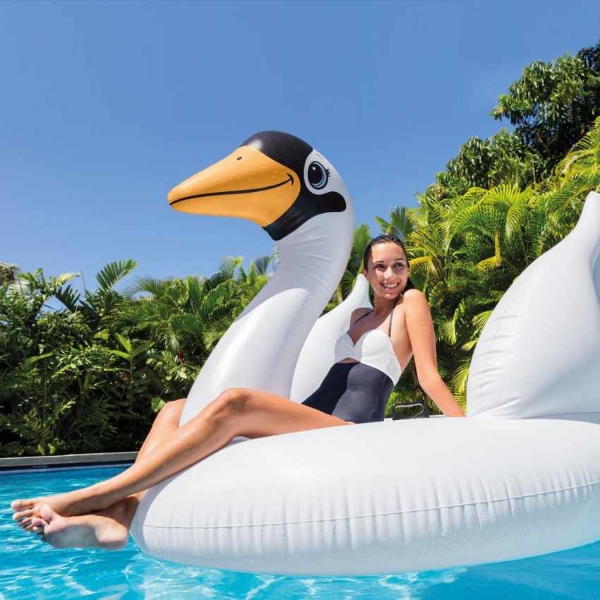 แพหงษ์ขาวสูบลม : Mega Swan Island