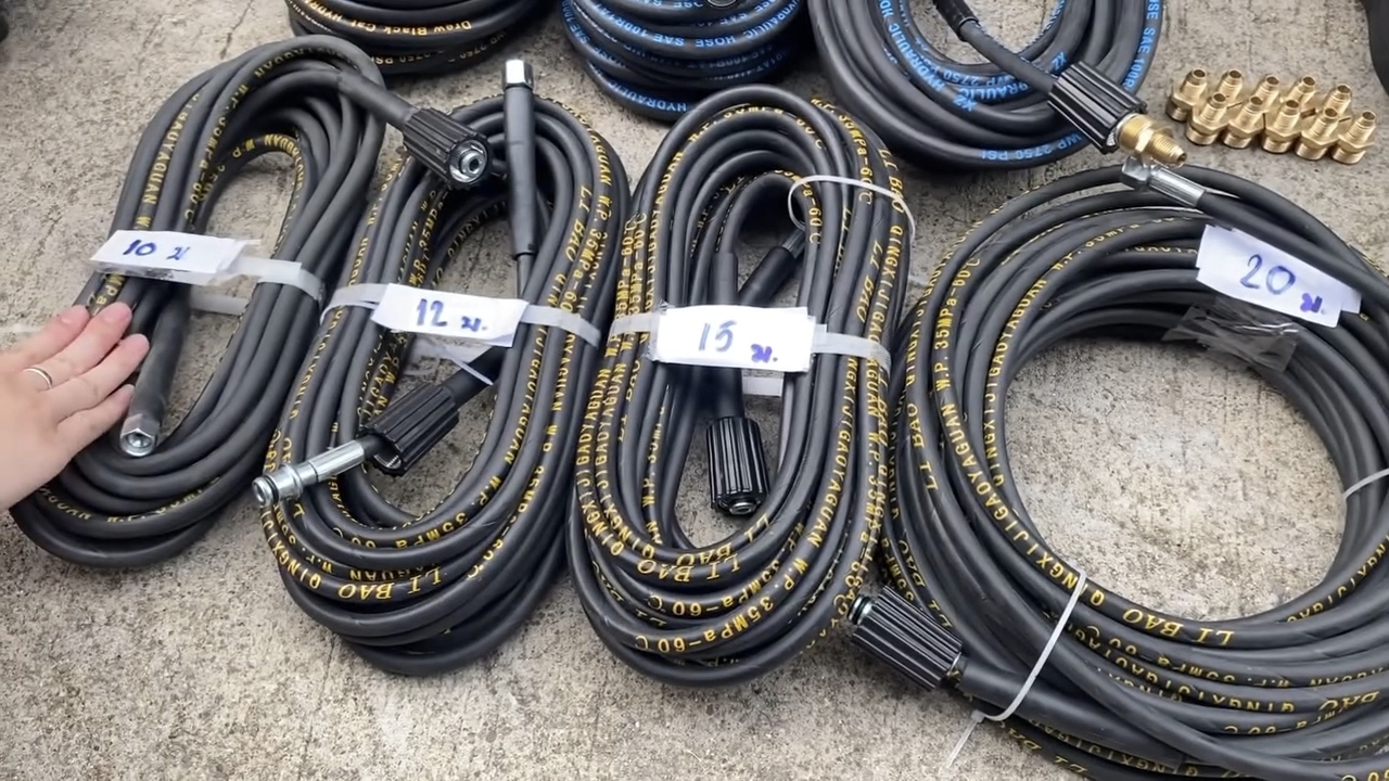 สายอัดฉีด มีหลายขนาด