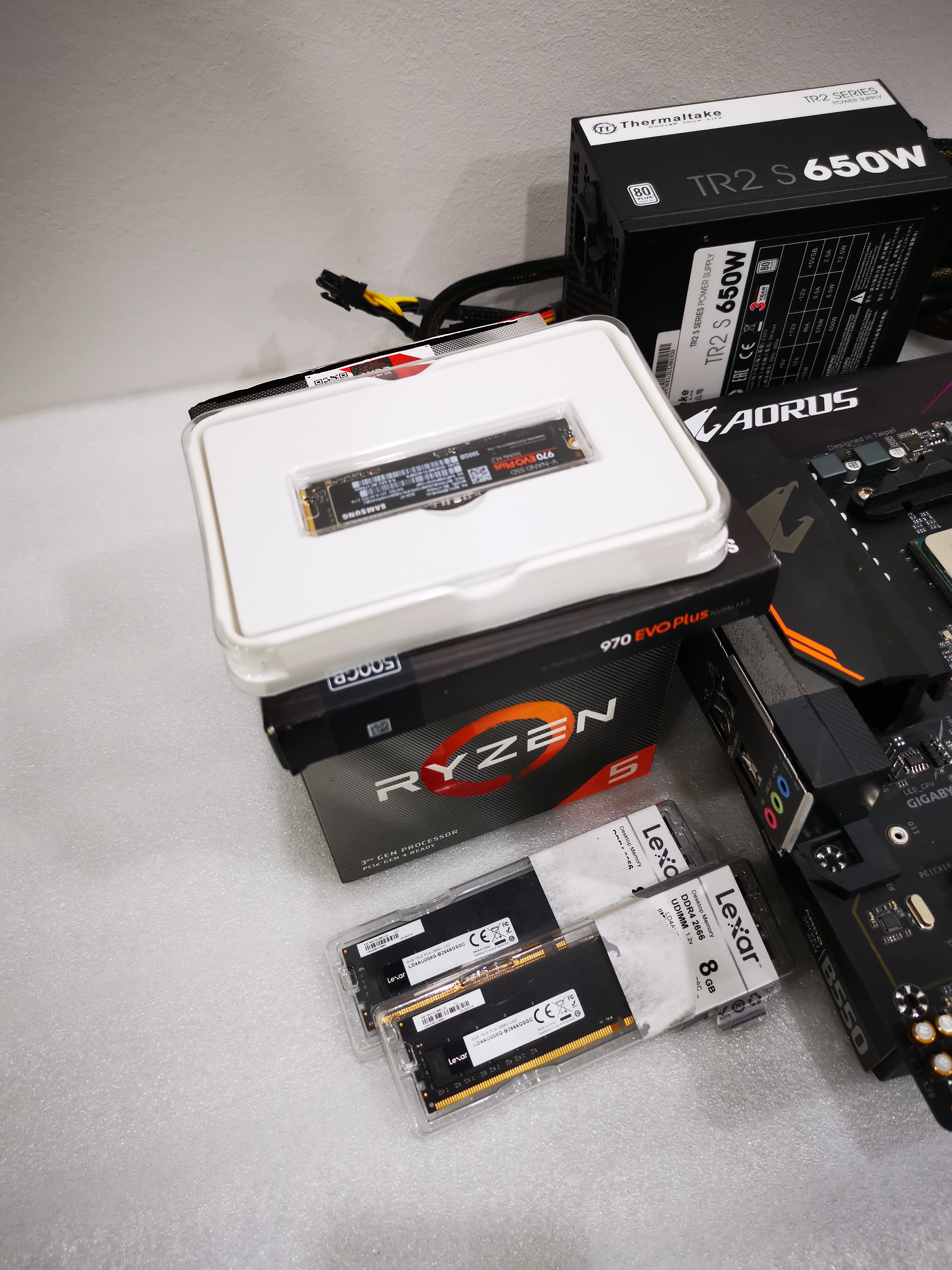 ยกเซ็ต GIGABYTE B550M + R5 3600X