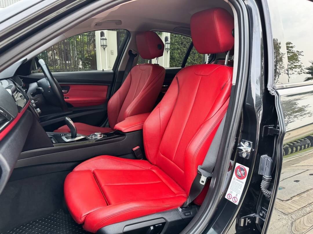 BMW 320d Sport F30 ปี 2012