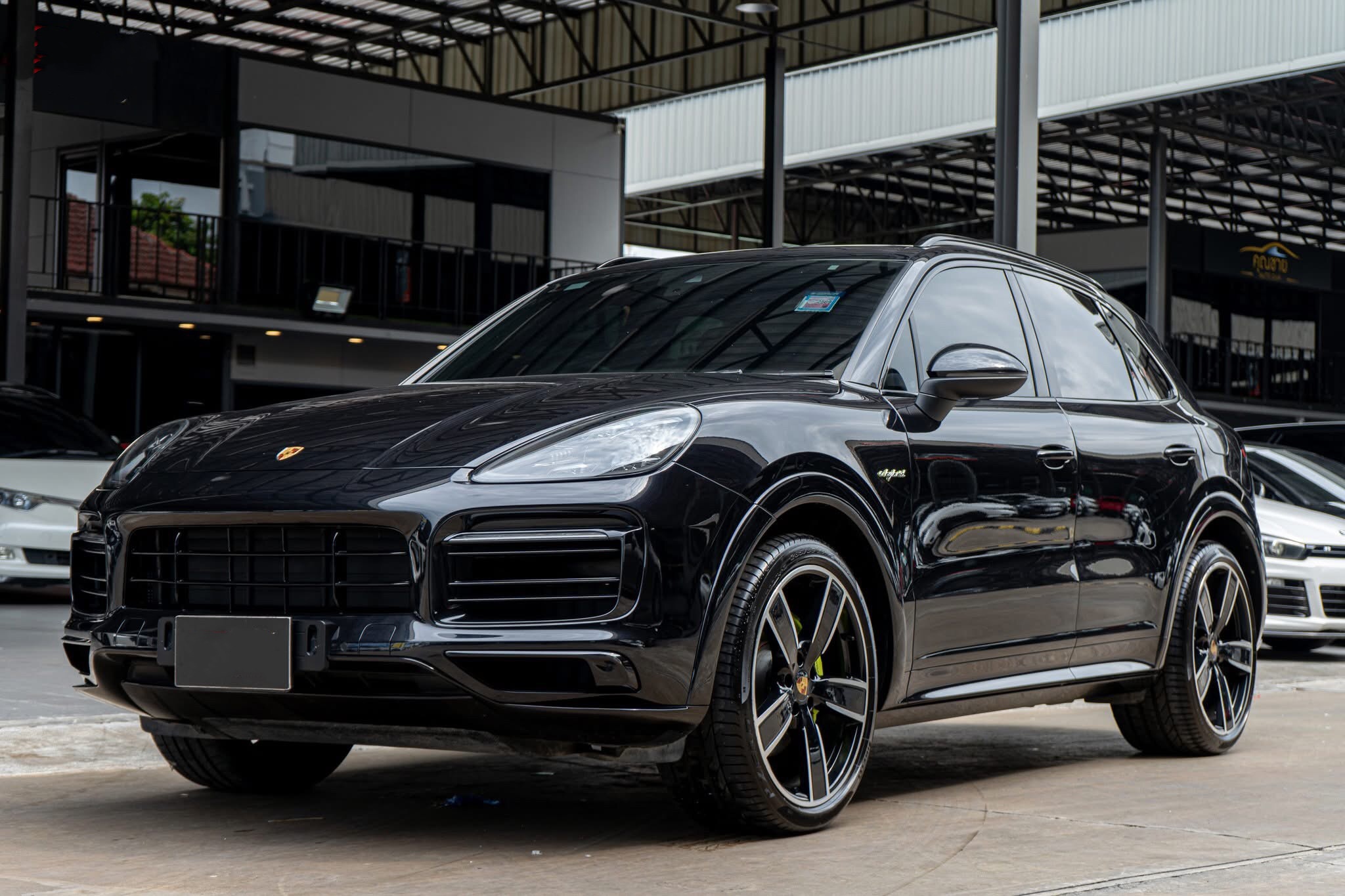 Porsche Cayenne ปี 2021