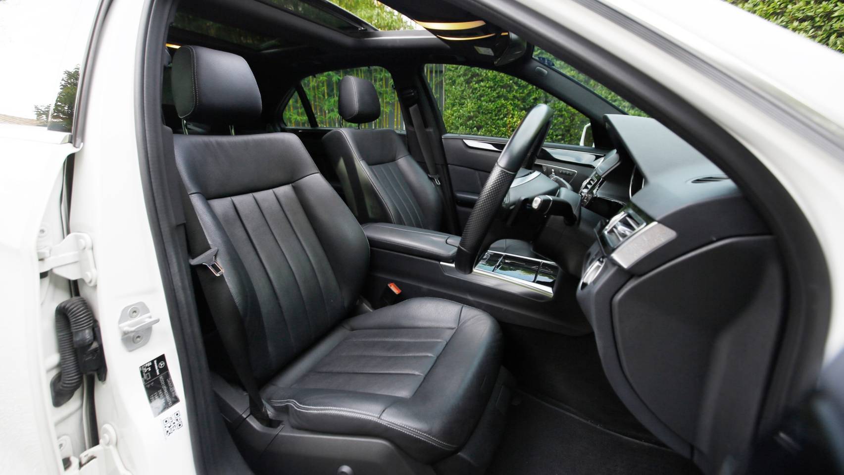 Mercedes Benz E300 Diesel Hybrid AMG Dynamic ปี 2013