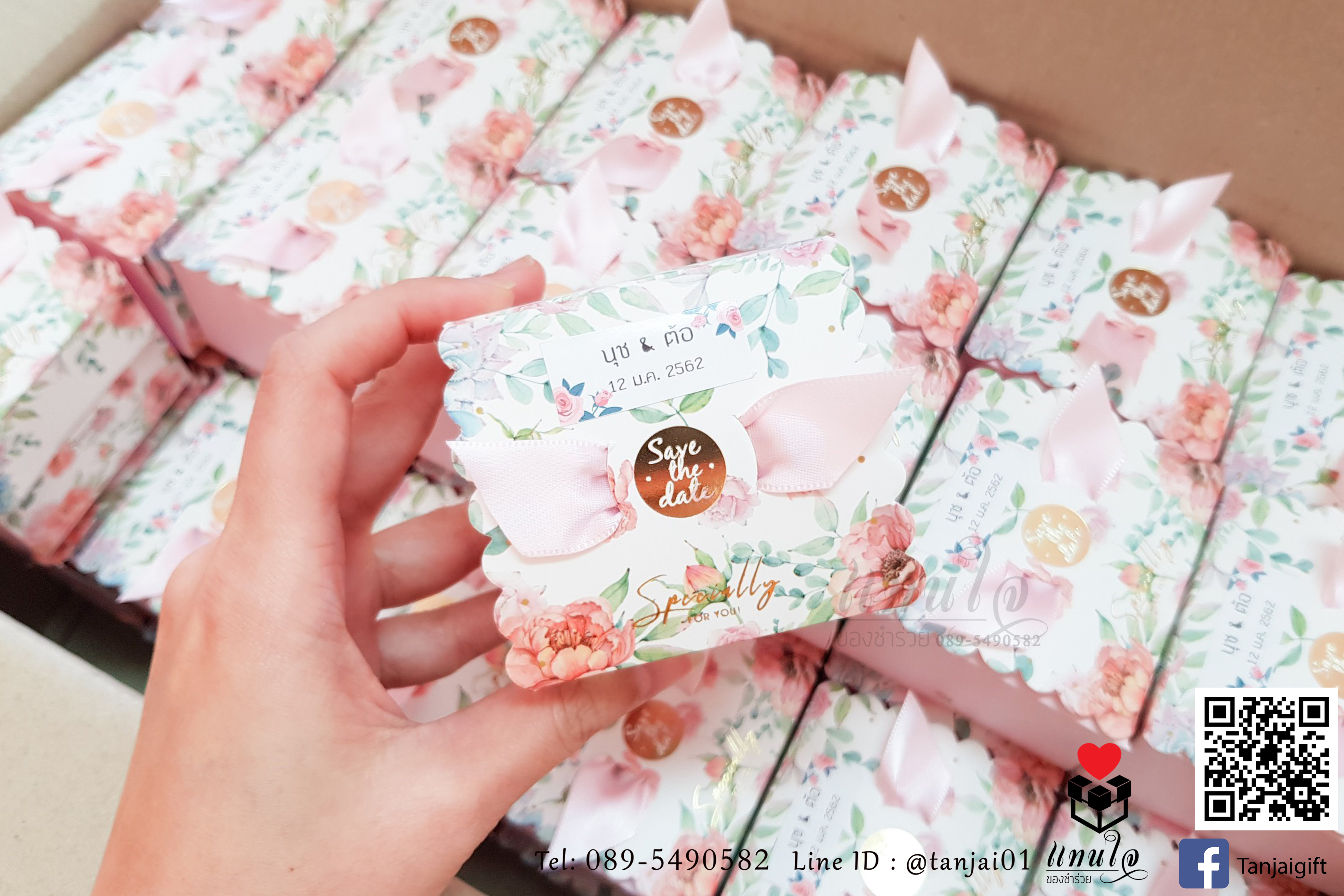 ของชำร่วยแต่งงาน💕 ผ้าลายหมีพร้อมหูหิ้ว ในกล่องริบบิ้นปีกนก💕 สวยหรู💕 สำเนา
