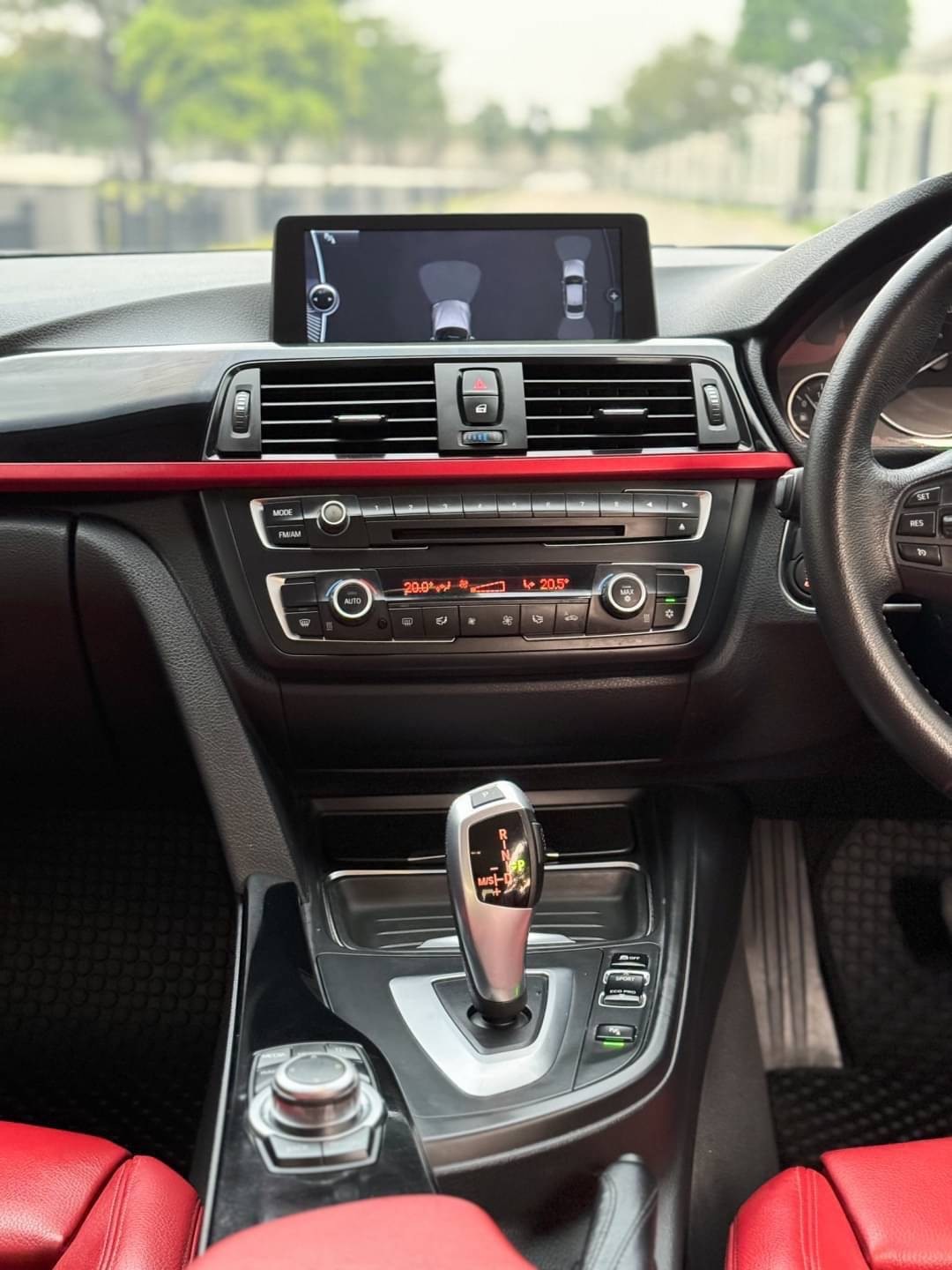 BMW 320d Sport F30 ปี 2012