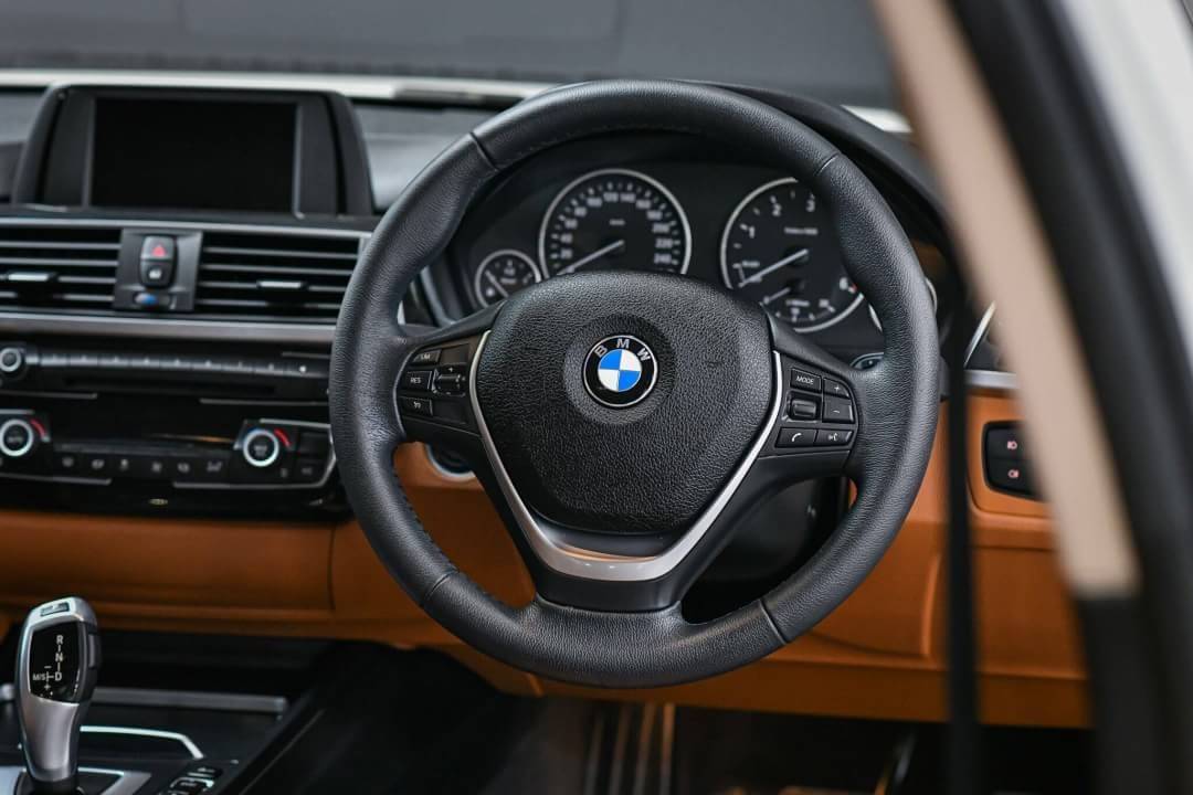 BMW 320d Lci F30 ปี 2017