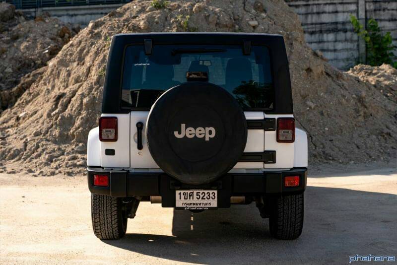 Jeep Wrangler Unlimited Sahara 2.8CRD ปี2013