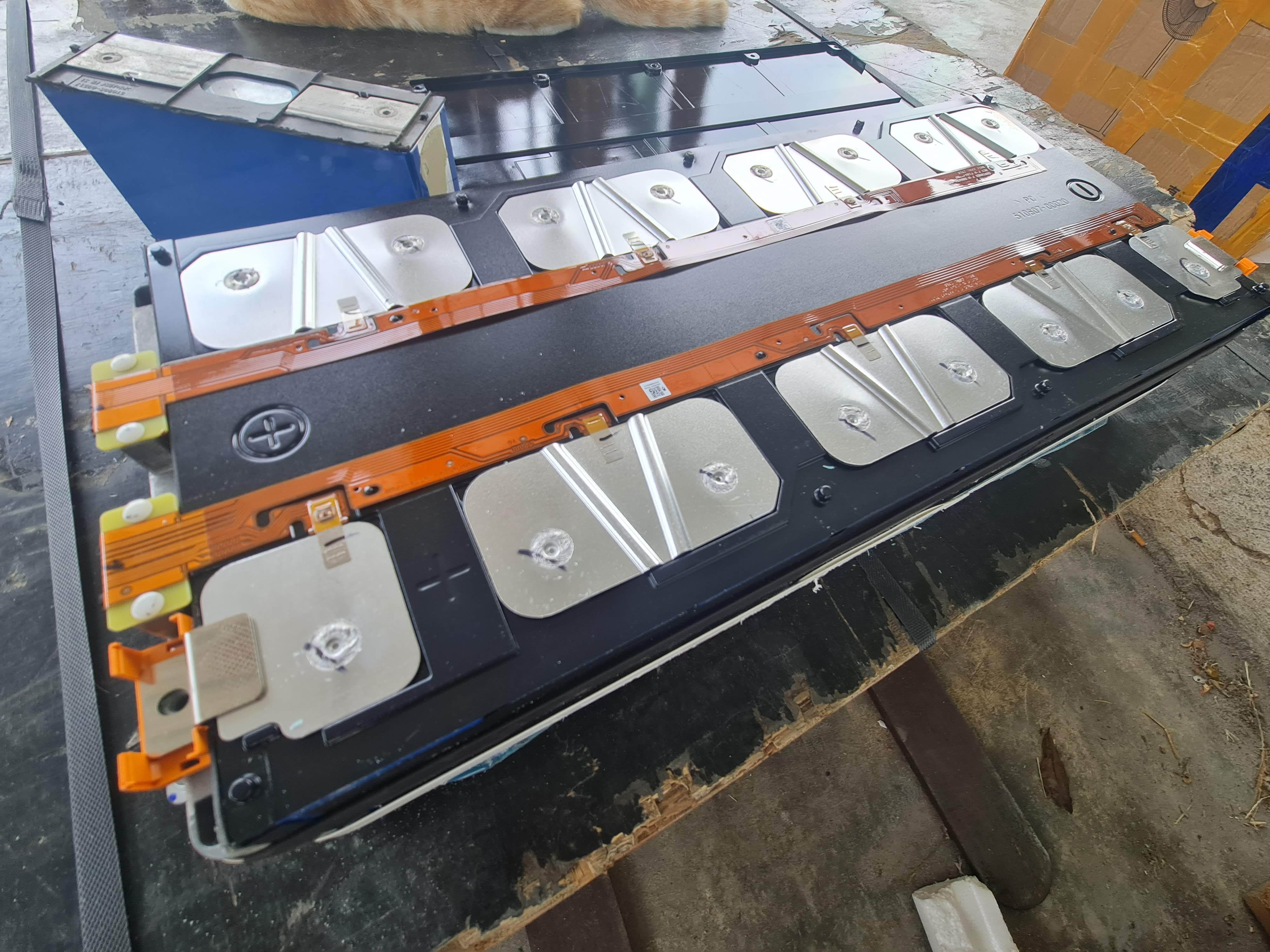 แบตเตอรี่ Lithium NMC 811 CATL 3.7v 288Ah