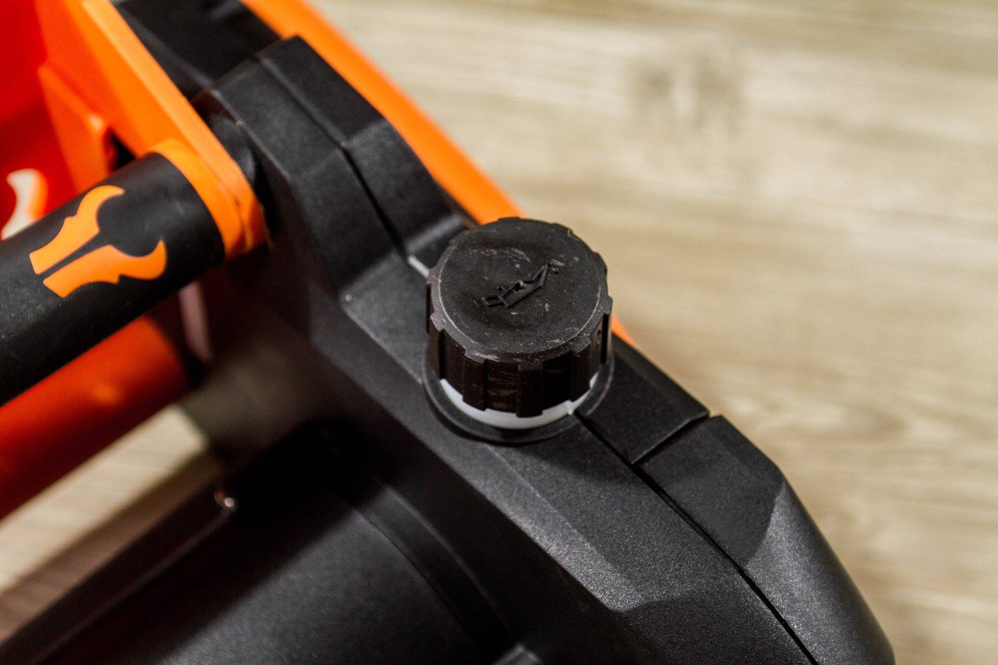 เลื่อยไฟฟ้า ยี่ห้อ BERALA 11.5 นิ้ว รุ่น BL-8115