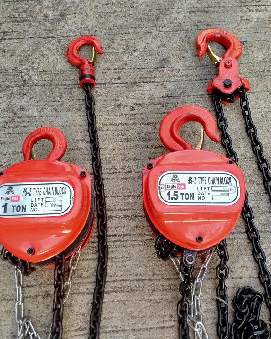รอกโซ่ 1.5 ตัน ยี่ห้อ Eagle One แบบเหลี่ยม (แบบใช้มือดึง-สาว)