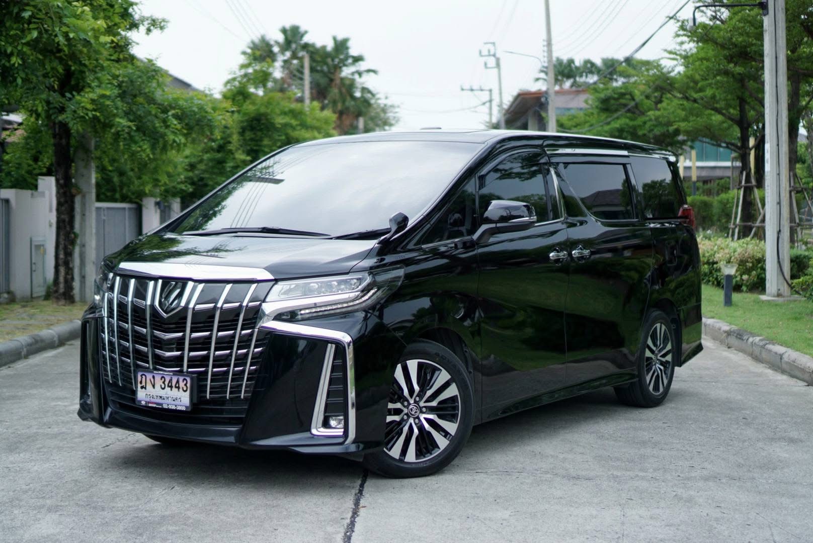 Toyota Alphard SC ปี 2022 แท้ ( MINOR CHANGE )