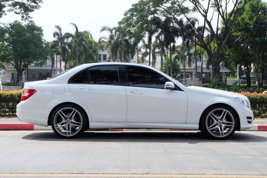 Mercedes Benz W204 C200 CGI ปี 2014
