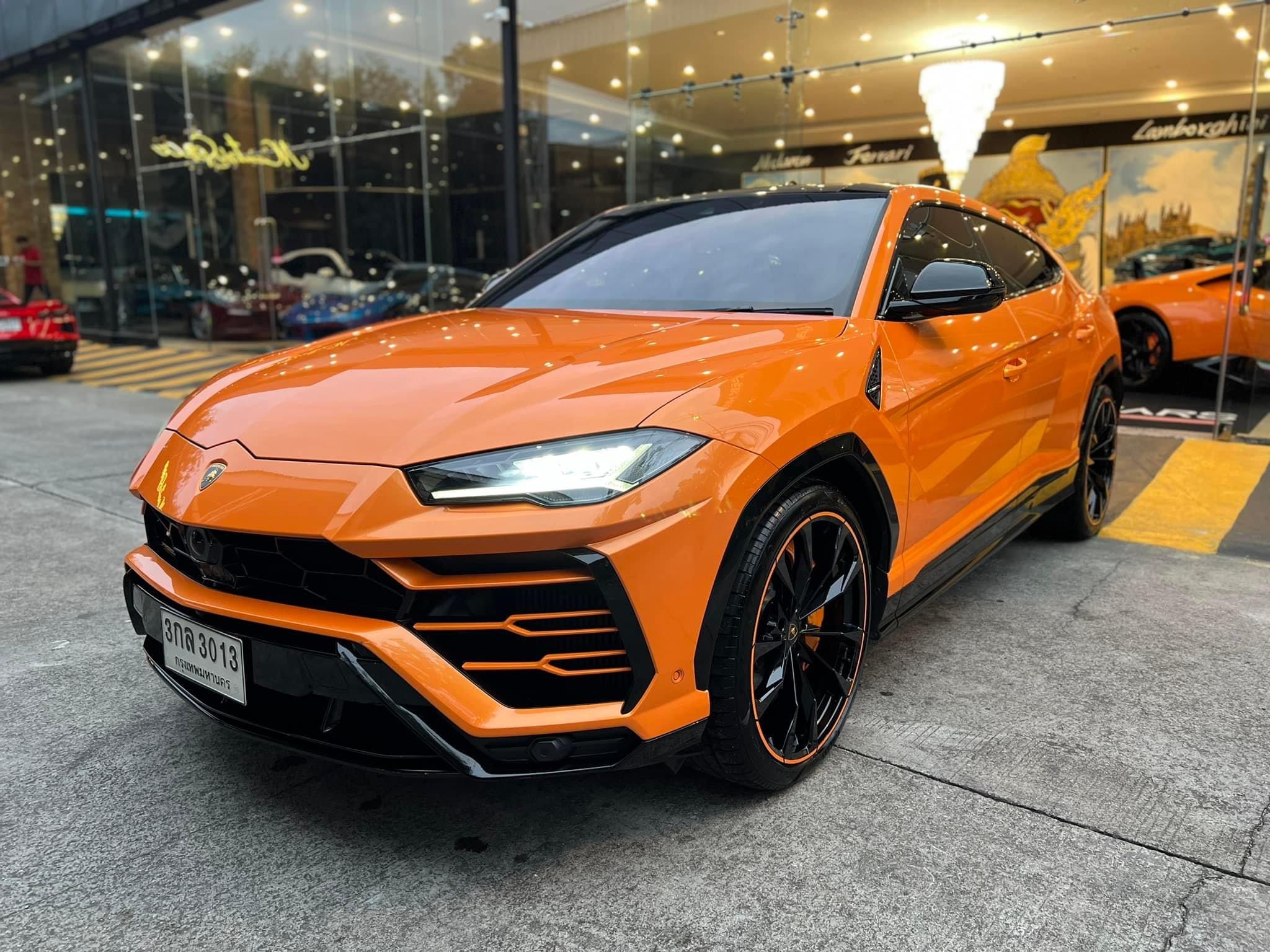Lamborghini URUS PEARL CAPSULE ปี 2022
